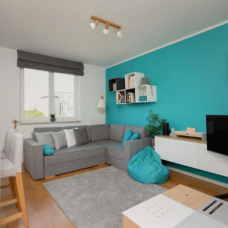 Metro Wilanowska Apartment With Parking By Noclegi Renters Varsovia Exterior foto